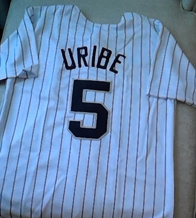 Juan Uribe Chicago White Sox Custom Jersey (In-Stock-Closeout) Size Medium/40 Inch Chest